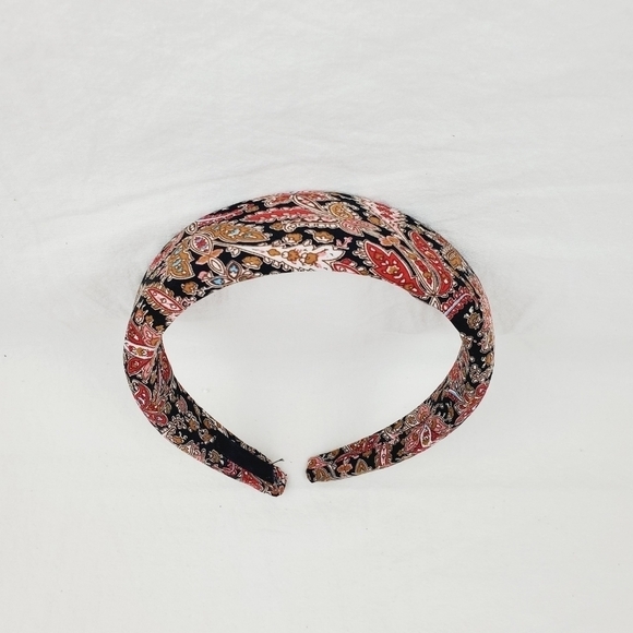 Non-Slip fabric knotted paisley pattern headban - Picture 7 of 10